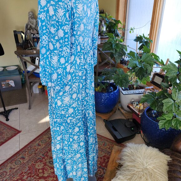 25152 Beautiful Turquoise 3 Tier maxi dress 3/4 Sleeve - Picture 5 of 12